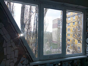 Остекление квартиры в Днепре. Нестандартные окна