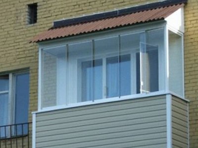 Остекление балконов с крышей в Днепре - ондулин