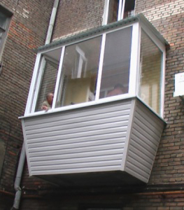 Балкон с выносом в Днепропетровске