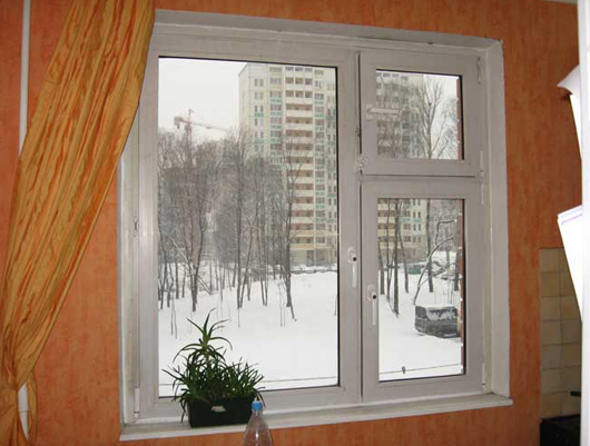 Пластиковые окна с форточкой в Днепропетровске