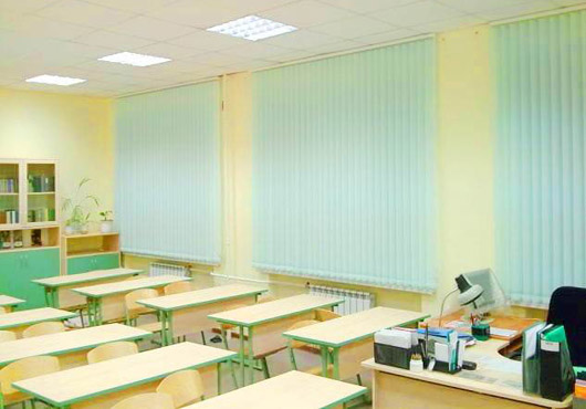 Вертикальные тканевые жалюзи для школы в Днепропетровске